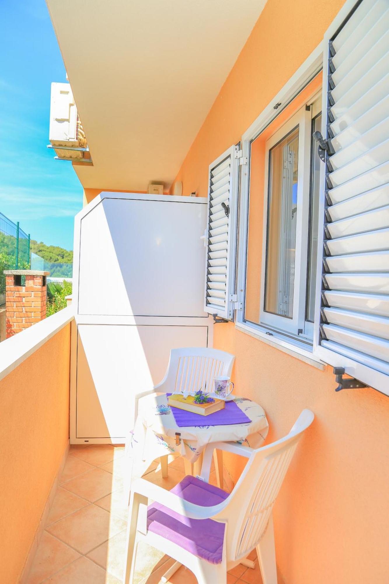 Apartments Sunny Elza Hvar Town Exterior photo