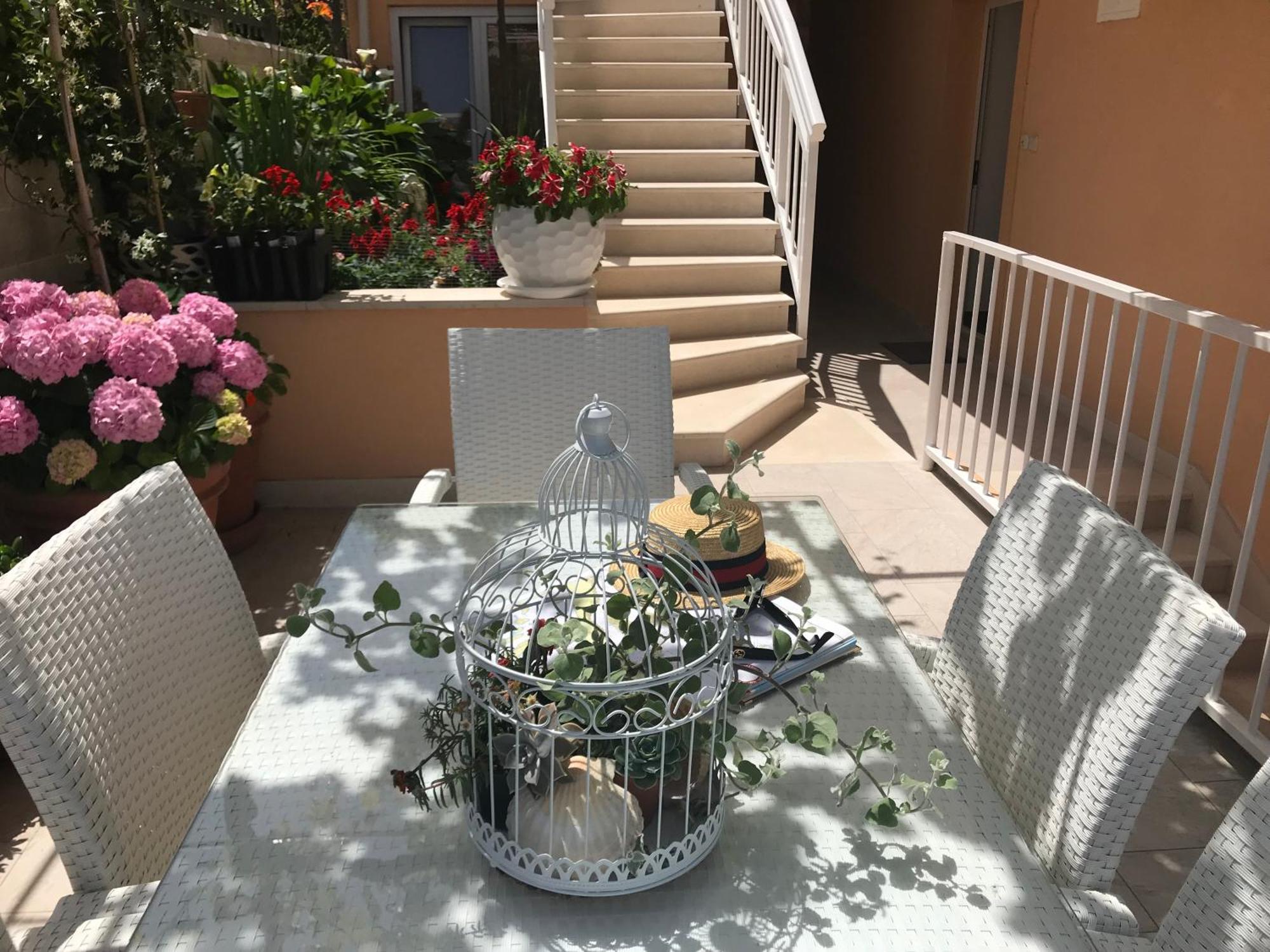 Apartments Sunny Elza Hvar Town Exterior photo
