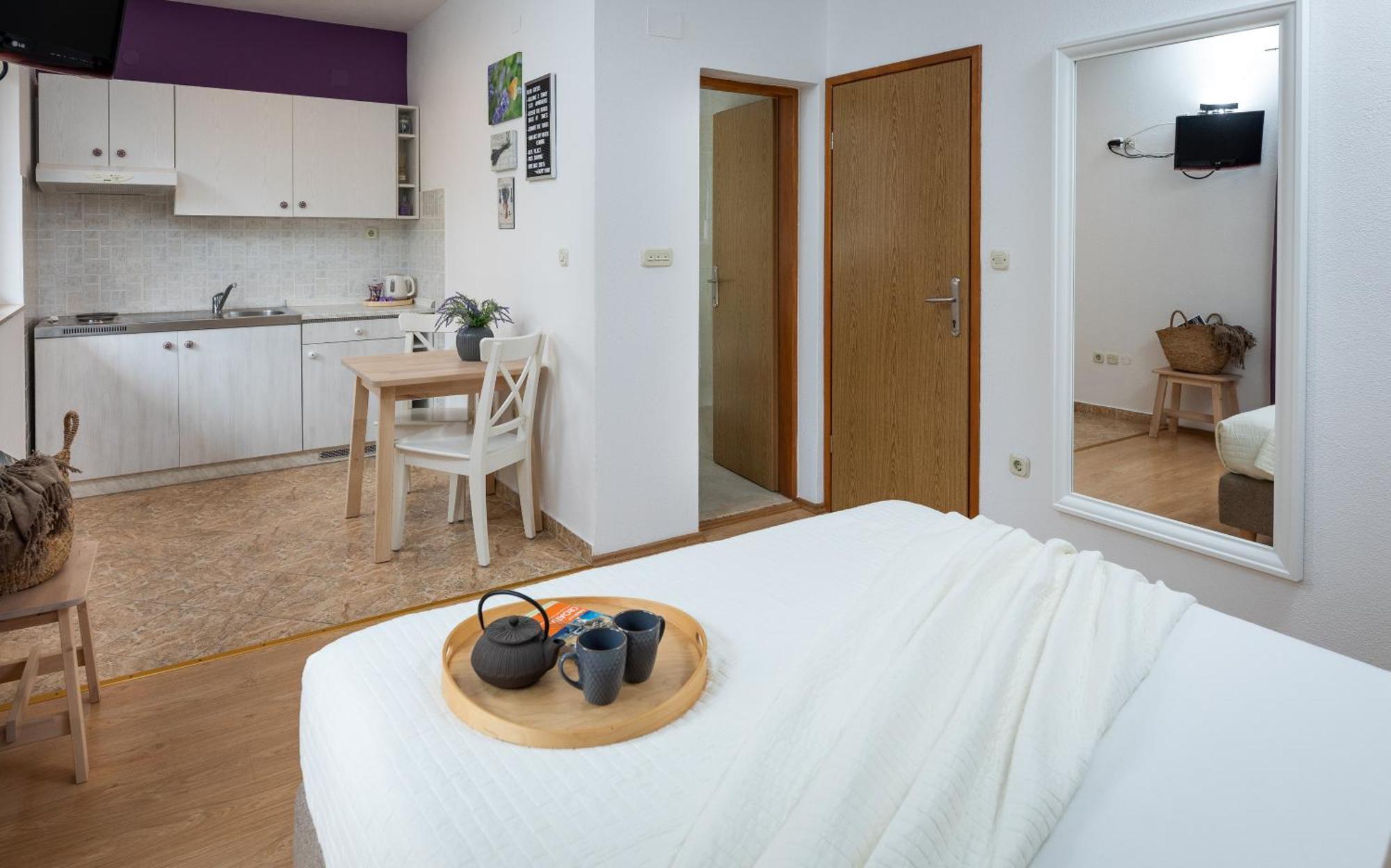 Apartments Sunny Elza Hvar Town Exterior photo