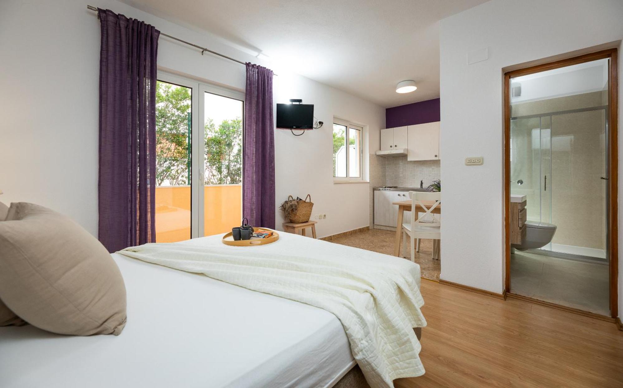 Apartments Sunny Elza Hvar Town Exterior photo