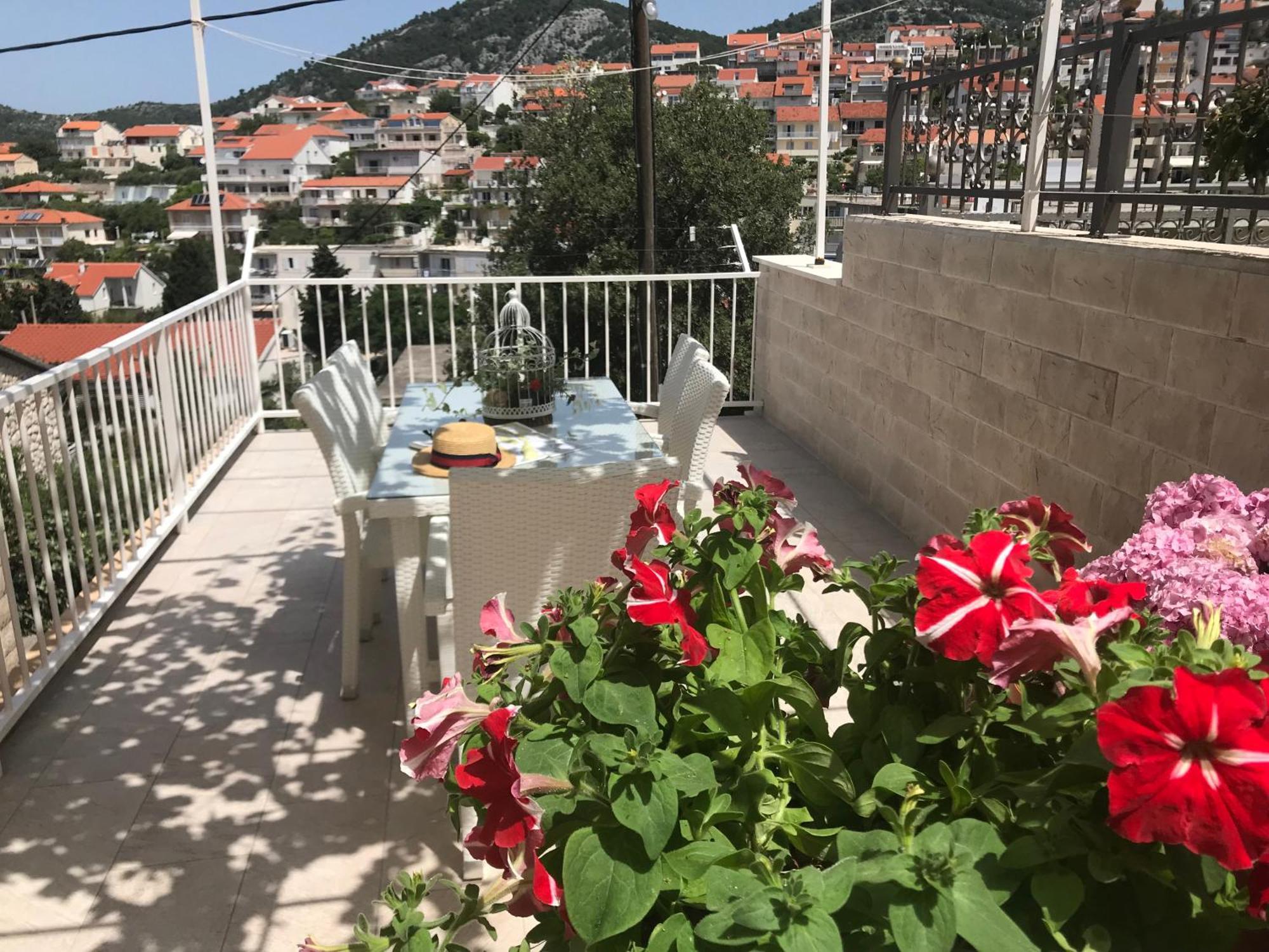 Apartments Sunny Elza Hvar Town Exterior photo